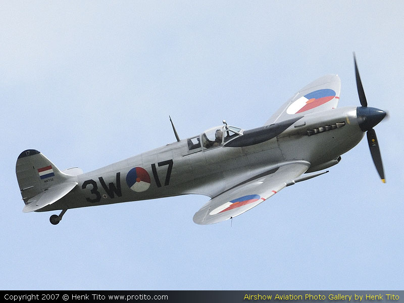Airshow Aviation Photo Gallery By Henk Tito