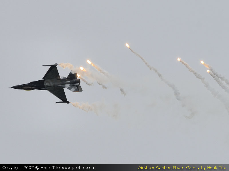 Airshow Aviation Photo Gallery By Henk Tito